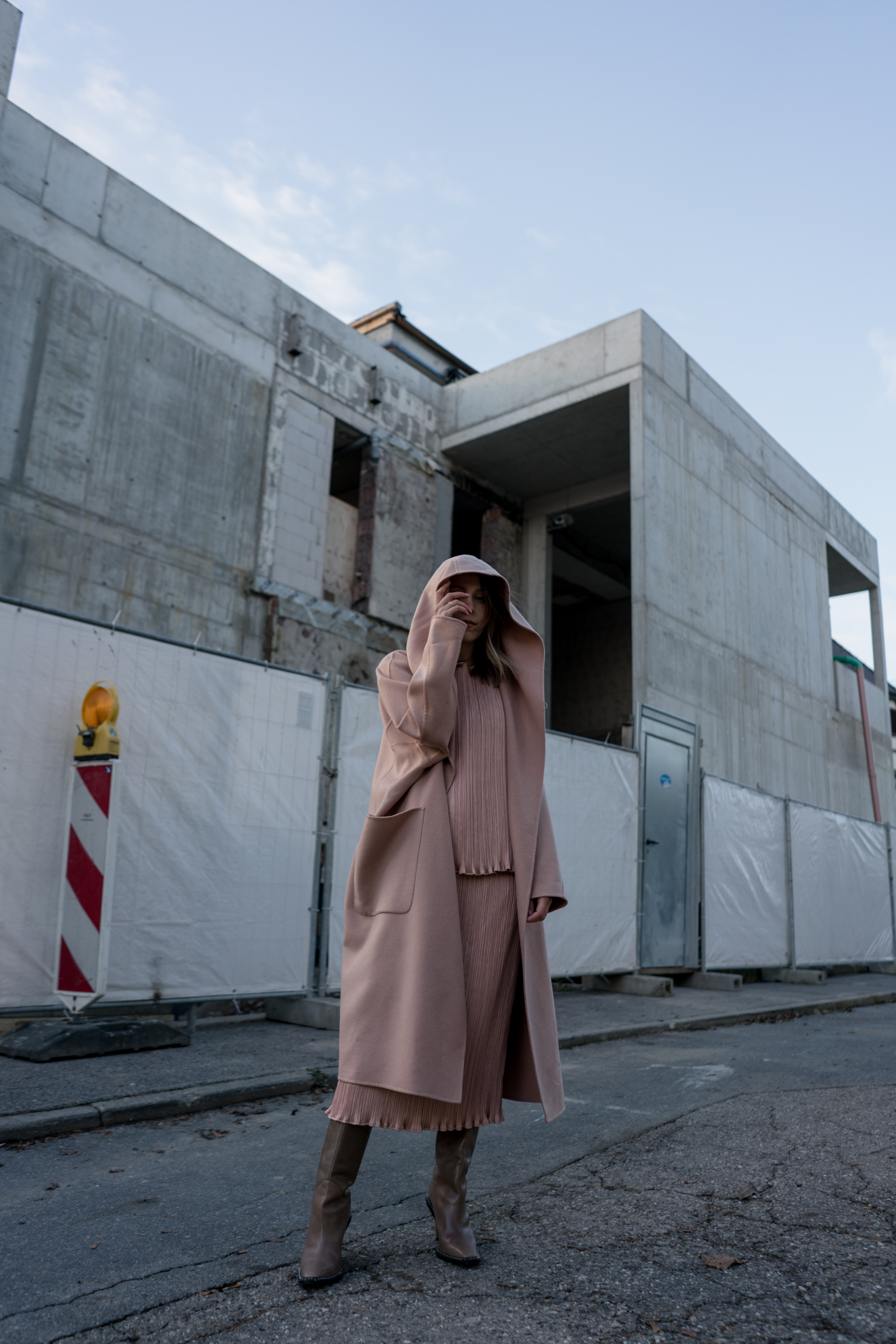 Max Mara Resort-Max Mara Resort 2019-All Blush Outfit-Christmas Spirit-Self-employement Blog-Modeblog Heidelberg-Modeblog Mannheim-Modeblog Deutschland-fashion blog Germany-Sariety.com-Sarah Schaefer-Sarah Czok
