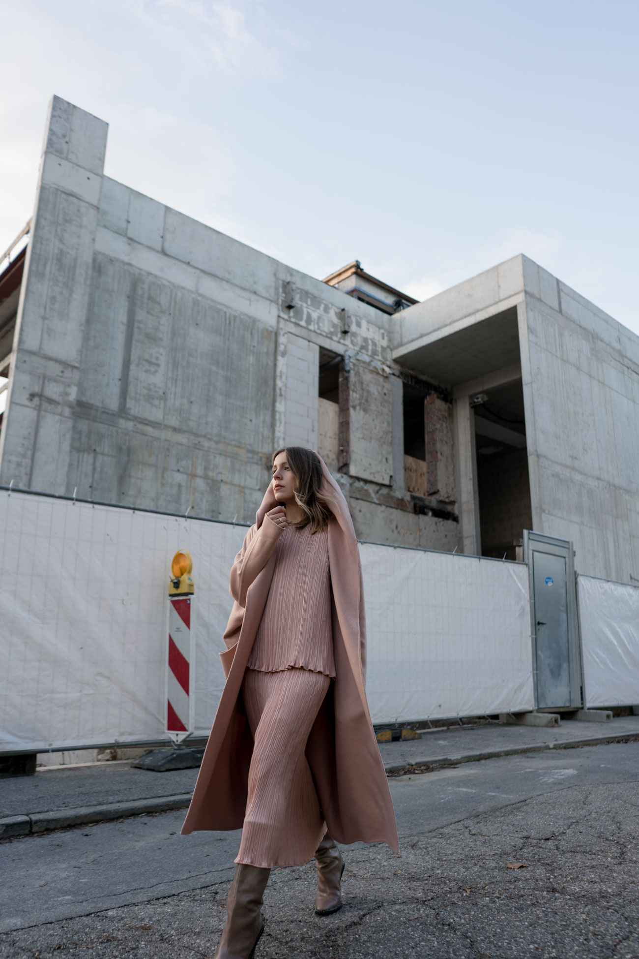 Max Mara Resort-Max Mara Resort 2019-All Blush Outfit-Christmas Spirit-Self-employement Blog-Modeblog Heidelberg-Modeblog Mannheim-Modeblog Deutschland-fashion blog Germany-Sariety.com-Sarah Schaefer-Sarah Czok