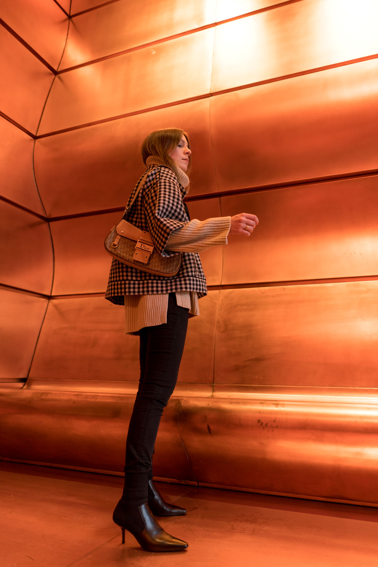 Dior Vintage Bag Look-Dior Street Chic-Columbus Vintage Bag-Dorothee Schumacher Editorial-Modeblog Deutschland-Modeblog München-fashion blog Germany-Sariety.com-Sarah Czok-Sarah Schaefer