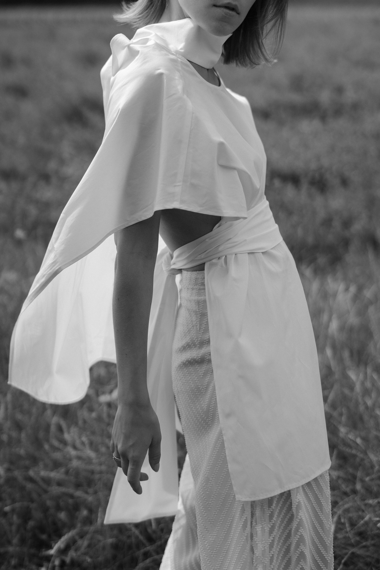 Light Summer Breeze-Nobi Talai-Nobi Talai Look-Berlin Fashion Week-Flattered Shoes-All White Look Summer-Sariety-Modeblog Deutschland-fashion blog Germany-Sariety.com-Sarah Czok-Sarah Schaefer-Fashionblog München-Modeblog München