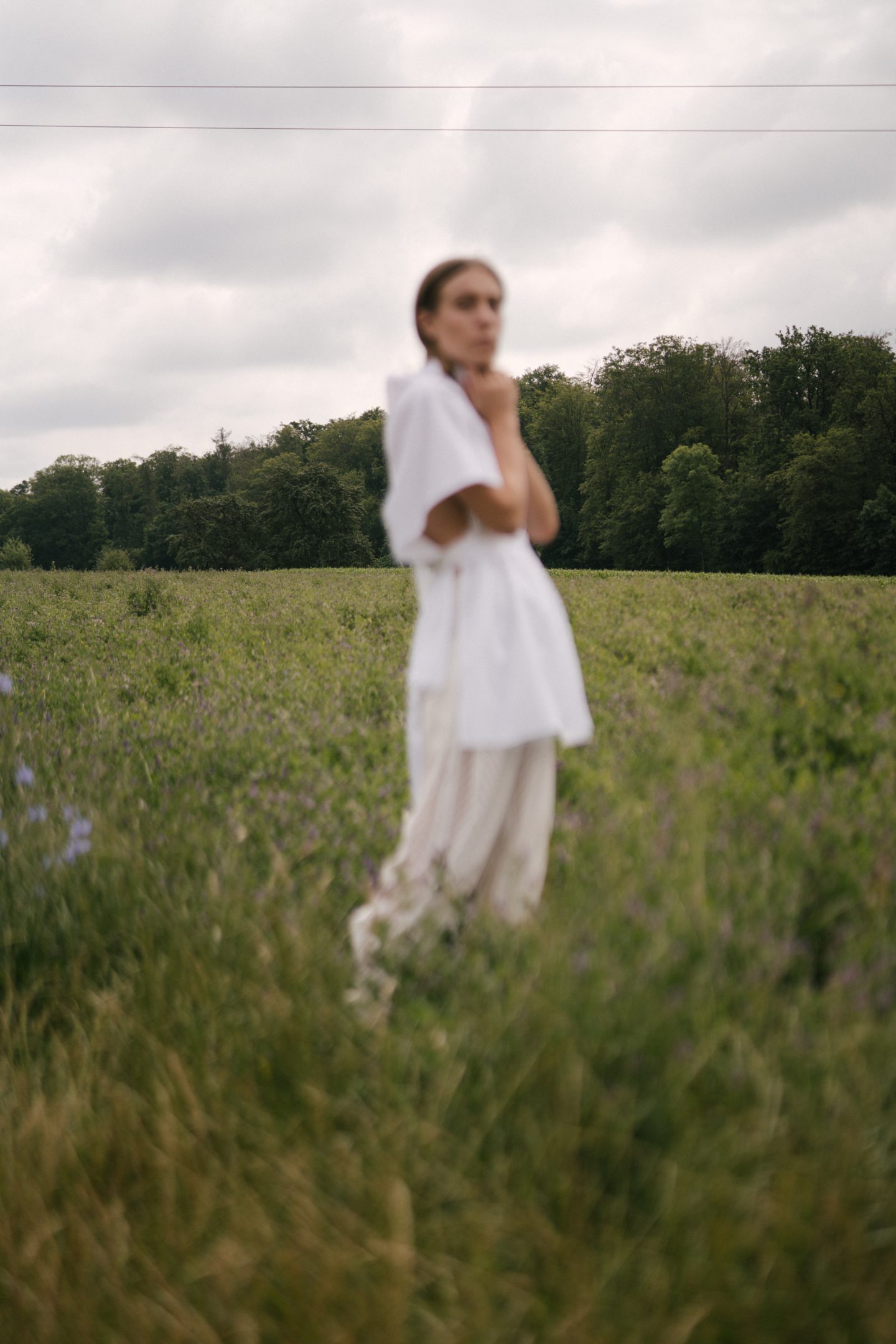 Light Summer Breeze-Nobi Talai-Nobi Talai Look-Berlin Fashion Week-Flattered Shoes-All White Look Summer-Sariety-Modeblog Deutschland-fashion blog Germany-Sariety.com-Sarah Czok-Sarah Schaefer-Fashionblog München-Modeblog München