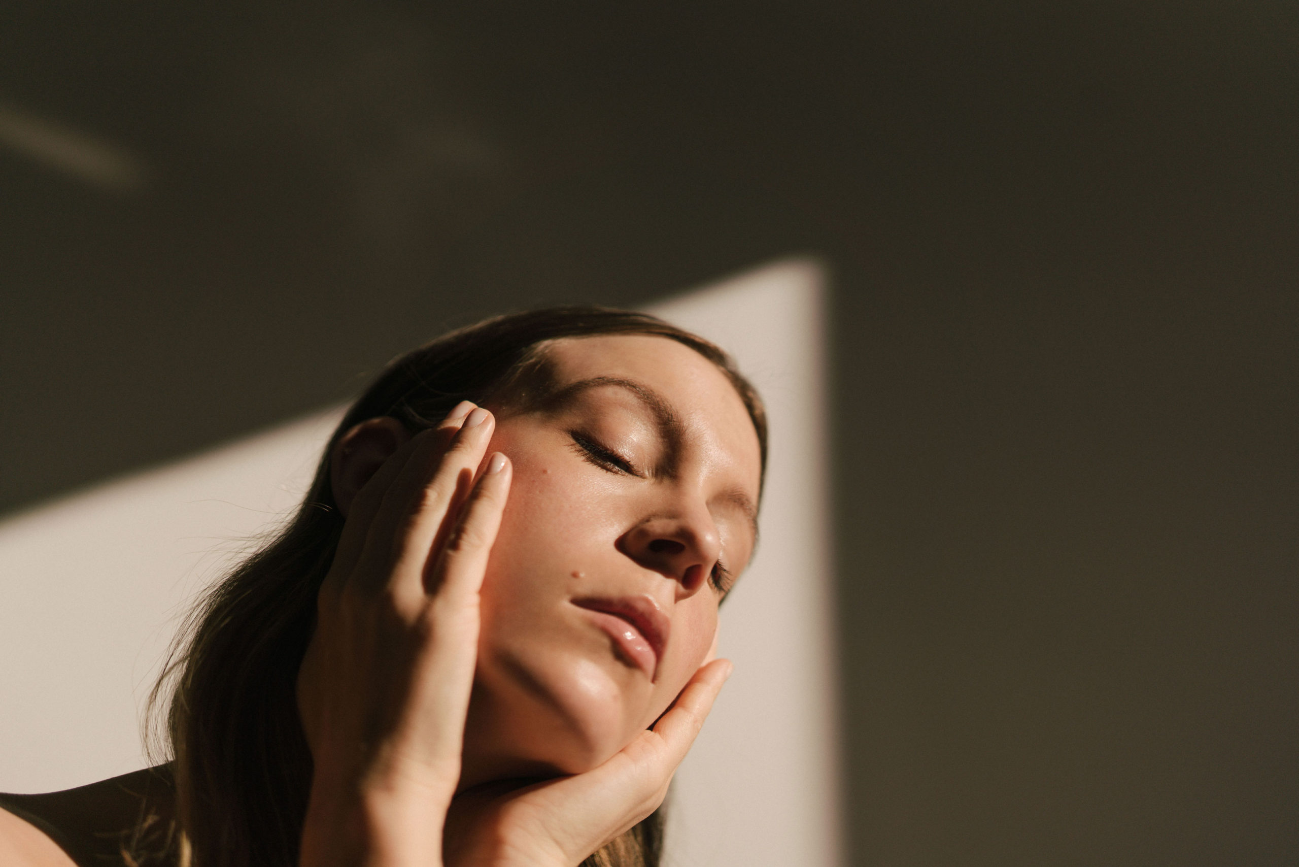 MDO Serum-Beauty Editorial-MDO Anwendung-MDO Cosmetic Transforming Kit-MDO Skincare-MDO Erfahrungen-Simon Ourian-Sariety-Modeblog München-Modeblog Deutschland-beauty blog Germany-beauty blog Deutschland-Sariety.com-Sarah Czok-Sarah Schaefer