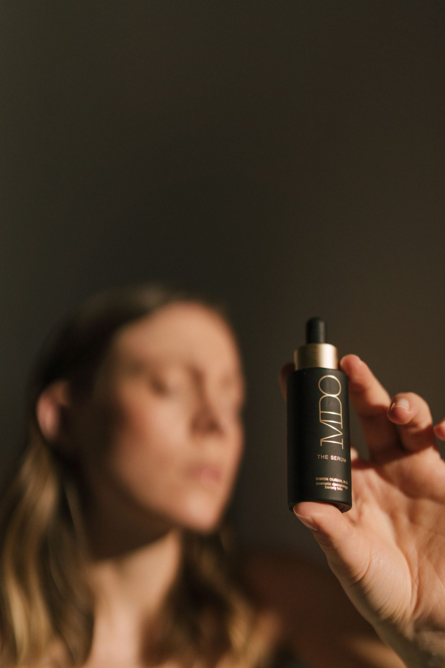 MDO Serum-Beauty Editorial-MDO Anwendung-MDO Cosmetic Transforming Kit-MDO Skincare-MDO Erfahrungen-Simon Ourian-Sariety-Modeblog München-Modeblog Deutschland-beauty blog Germany-beauty blog Deutschland-Sariety.com-Sarah Czok-Sarah Schaefer