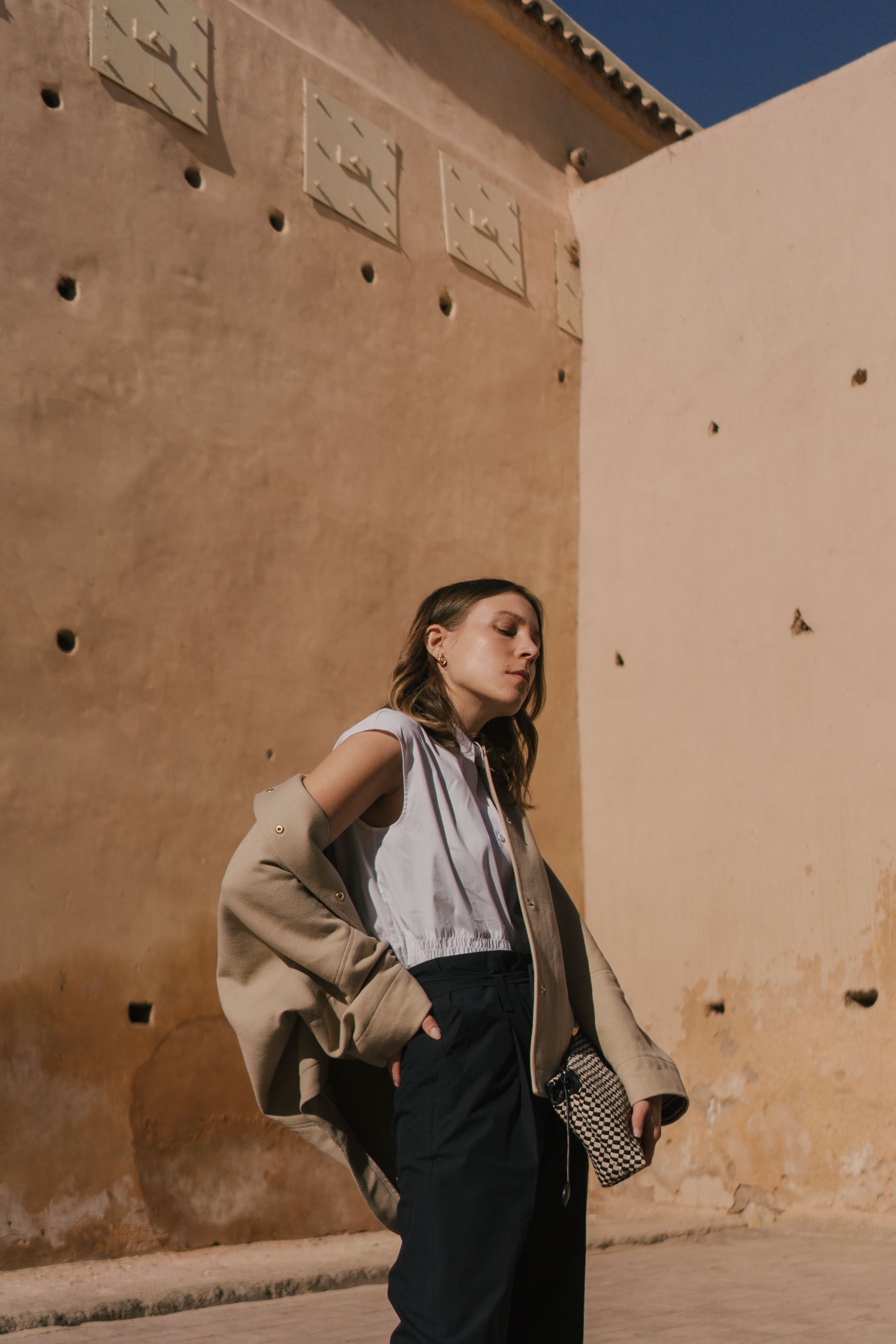 windsor. Spring Summer 2020-windsor. SS 2020-Marrakech Fashion Shoot-Marrakesch Shooting-Marokko Shooting-Morocco fashion shoot-Editorial Shooting-Lässige Mode-Schicke Mode-nordic style-scandi style-blogger style-Sariety.com-Modeblog München-Modeblog Deutschland-Styleblog Deutschland-Styleblog München-fashion blog Munich-Fashion blog Germany-fashion blog Heidelberg-Sommer Trends-Modetrends-Fashion trends-Mode Inspiration-Sariety.com-Sarah Czok-Sarah Schaefer