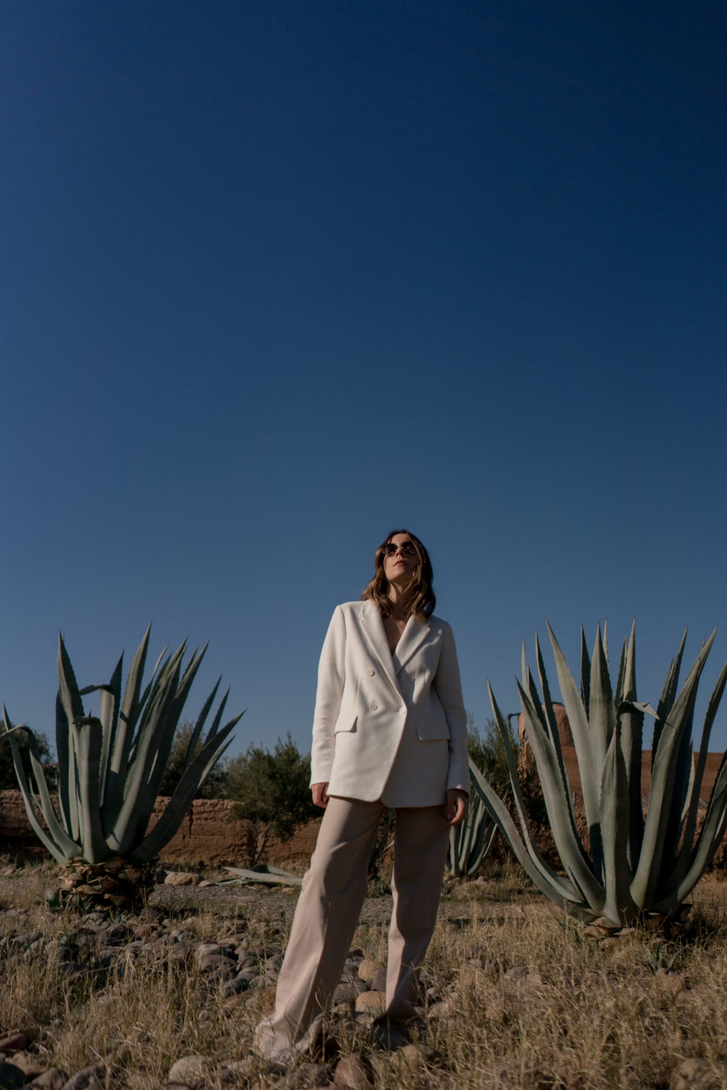 windsor. Spring Summer 2020-windsor. SS 2020-Marrakech Fashion Shoot-Marrakesch Shooting-Marokko Shooting-Morocco fashion shoot-Editorial Shooting-Lässige Mode-Schicke Mode-nordic style-scandi style-blogger style-Sariety.com-Modeblog München-Modeblog Deutschland-Styleblog Deutschland-Styleblog München-fashion blog Munich-Fashion blog Germany-fashion blog Heidelberg-Sommer Trends-Modetrends-Fashion trends-Mode Inspiration-Sariety.com-Sarah Czok-Sarah Schaefer