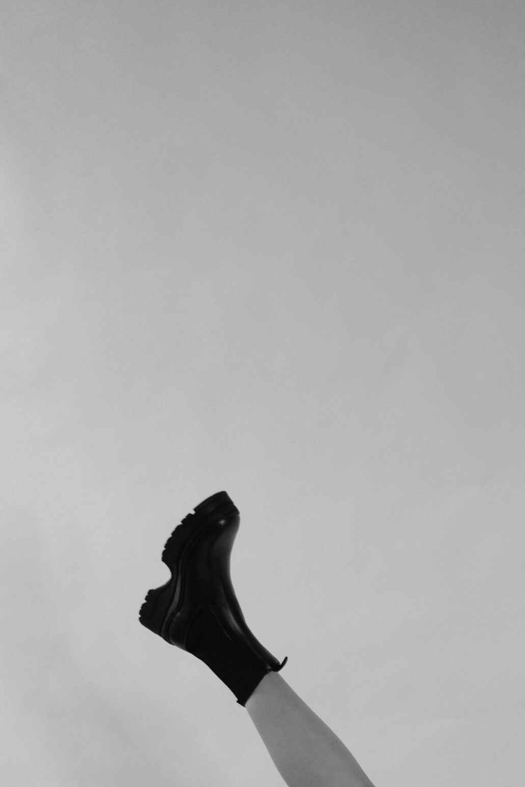 Fashion Editorial-Corona Mood-Editorial Shooting-Boots and Body-Sariety-Modeblog München-Modeblog Deutschland-fashion blog Munich-fashion blog Germany-Sariety.com-Sarah Czok-Sarah Schaefer