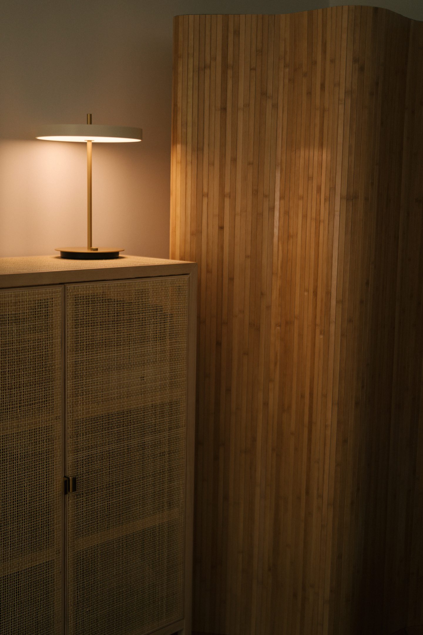 Scandinavian Interior-Blog-Danish Design-Umage Furniture-ASTERIA TABLE Lamp-Nordic Home-Styleblog München-Styleblog Deutschland-Styleblog Munich-Styleblog Germany-Sariety.com-Sarah Czok-Sarah Schaefer