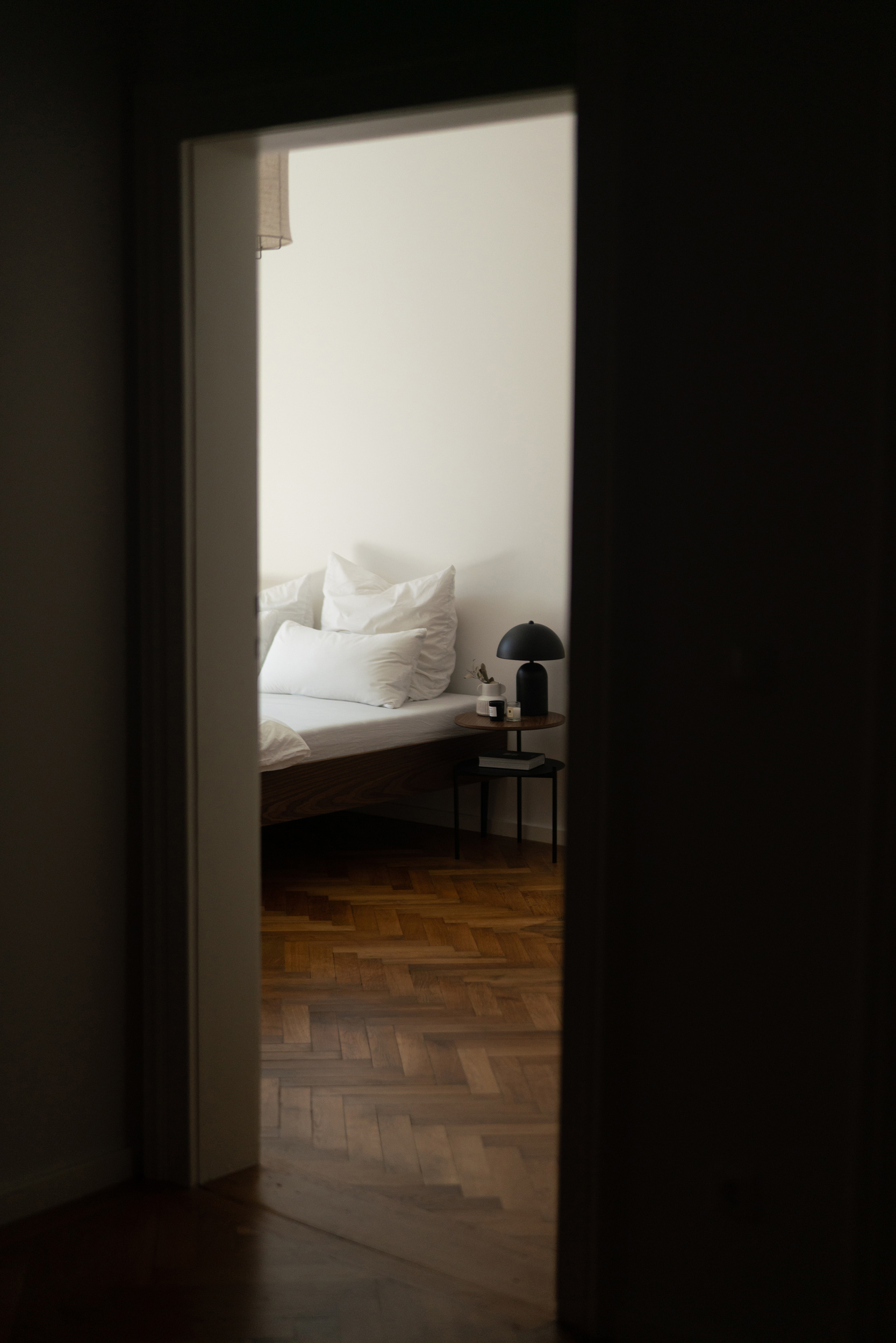 Erfahrungen noo.ma-Erfahrungen nooma-Bedroom interior-noo.ma-noo.ma bed-nooma bed-noo.ma bett-nooma bett-Scandinavian Interior-interior Blog-Danish Design Furniture-Nordic Home-noo.ma bedside table-norma bedside table-Interior blog München-Interior blog Deutschland-interior blog Munich-interior blog Germany-Sariety.com-Sarah Czok-Sarah Schaefer